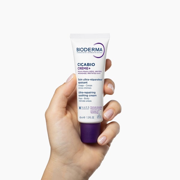 4737c1a9ef3fa9db5f4cfbbe3bcd94a0-hero-20packshot-cicabio-creme-plust40ml-madsep25.webp
