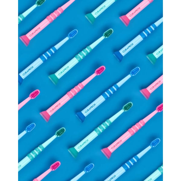 CURAPROX BABY ESC DENT 0-4A escova-de-dentes-baby-2.jpg