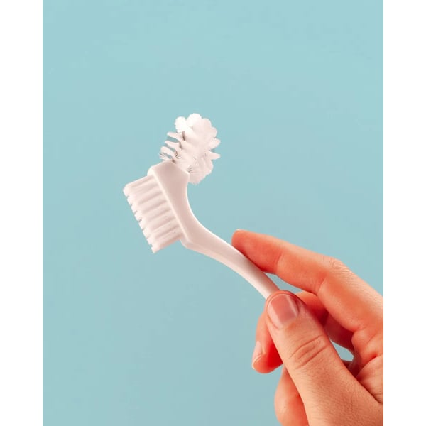 escova-para-limpeza-de-dentaduras-6.jpg