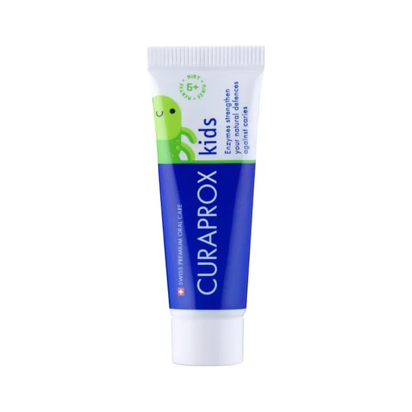 kit-de-viagem-kids-verde-6-12-anos-3.jpg