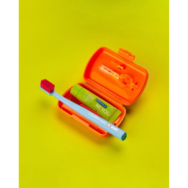 kit-de-viagem-laranja-7.jpg