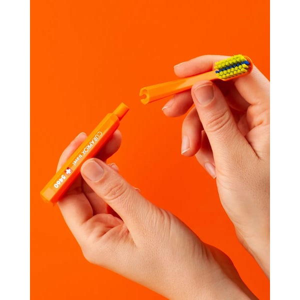 kit-de-viagem-ortho-laranja-4.jpg